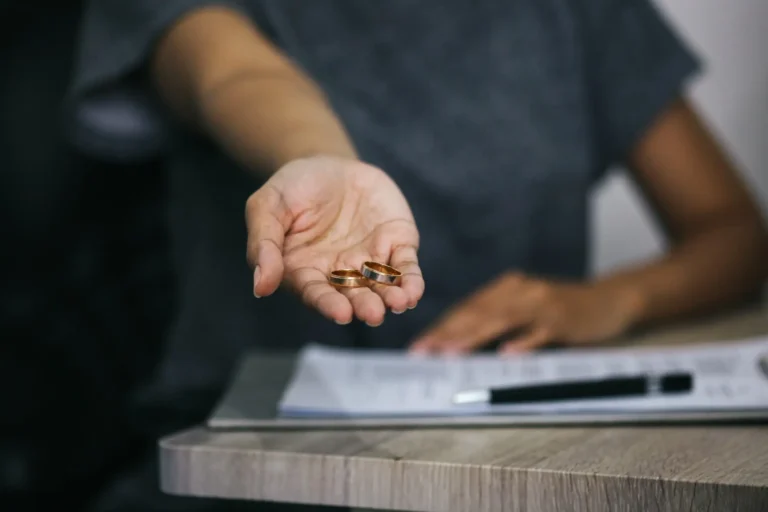Licencia de Matrimonio: Gestiona tu Trámite Administrativo sin Estrés