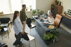 Notaría: guía práctica para elegir calidad (en línea o presencial) con Notary Public Center
